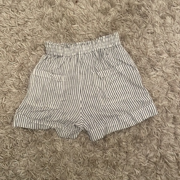 zara shorts - Picture 3 of 6